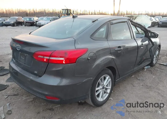 1FADP3F20JL307200: 43897431