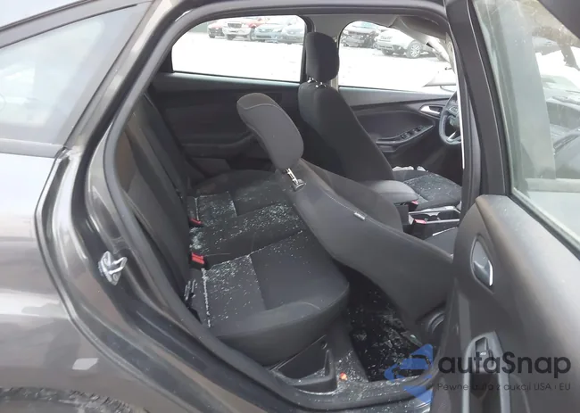 1FADP3F20JL307200: 43897431