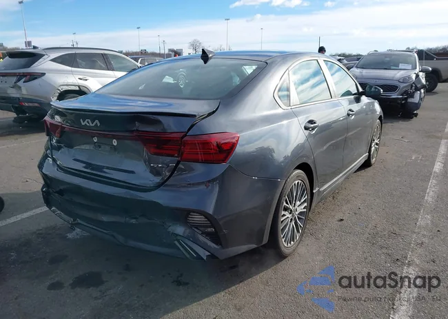 3KPF54AD4PE558035: 43896532