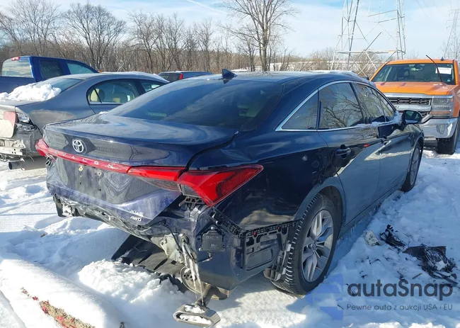 4T1LB1BB4MU001805: 43896588