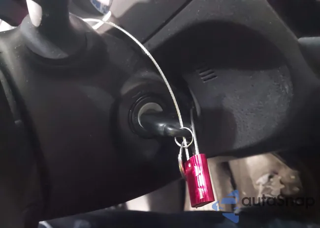 2T1BURHE9FC453016: 43896686