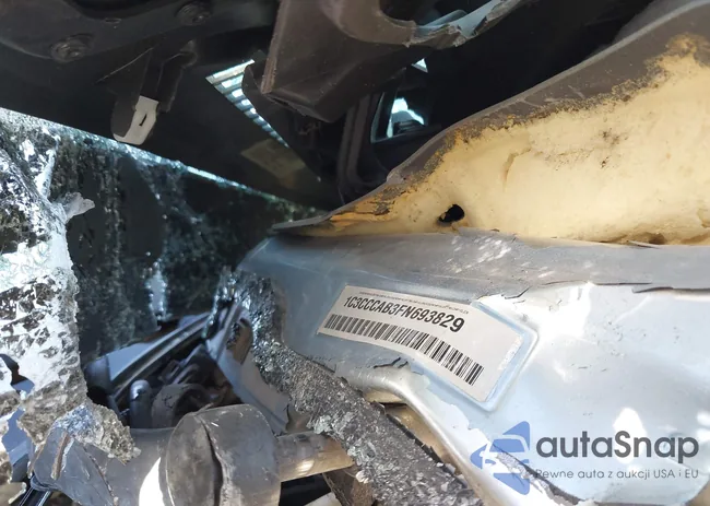 1C3CCCAB3FN693829: 43897842