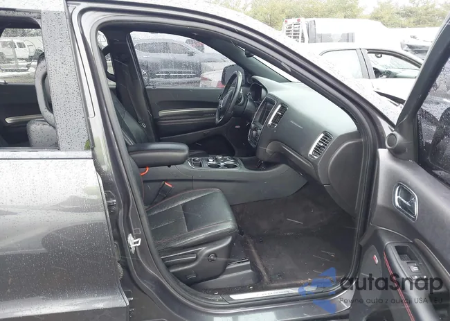 1C4SDJCT8FC245953: 43897860