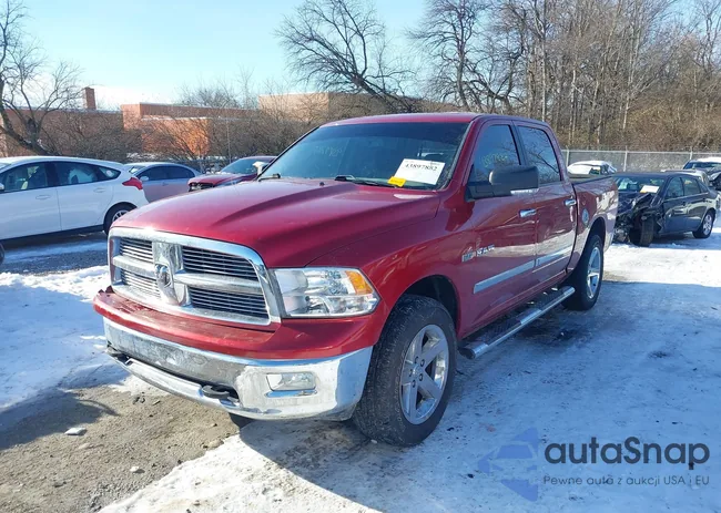 1D3HV13T49S769108: 43897882