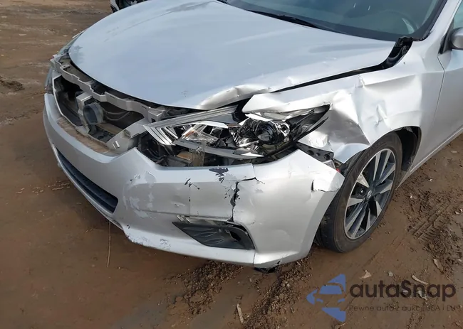 1N4AL3AP5JC243639: 43897957