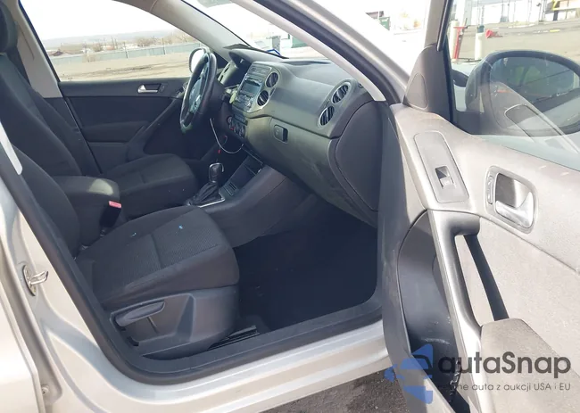 WVGAV7AX3DW548857: 43898093