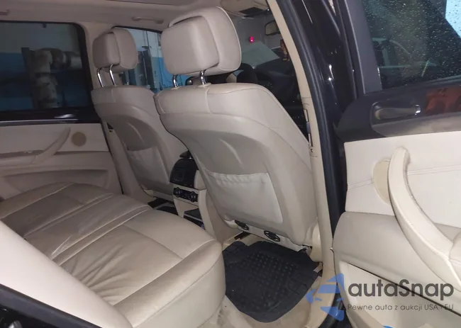 5UXZV4C54BL740643: 43898256