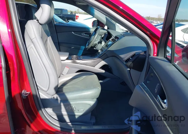 2LMPJ6L90KBL22700: 43897528