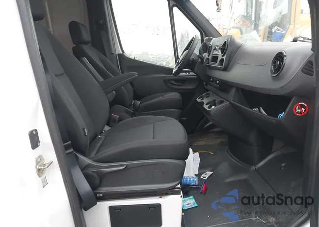 W1W40CHY9MT056038: 43897582