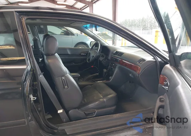 19UYA3259WL009914: 43897630