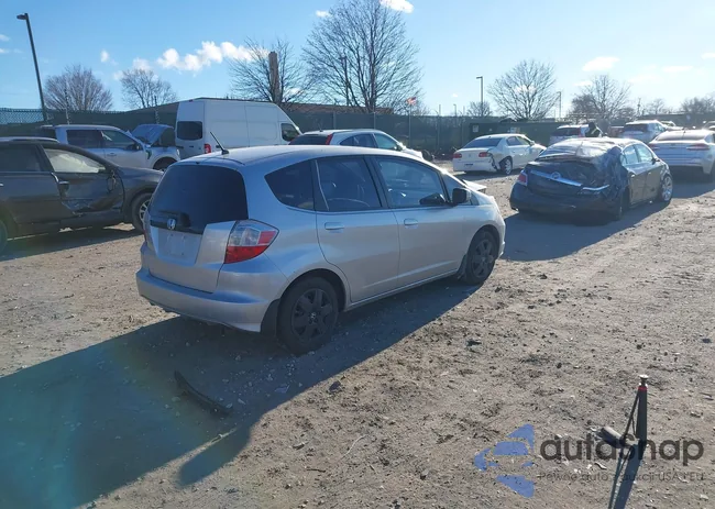 JHMGE8H30DC077662: 43897651