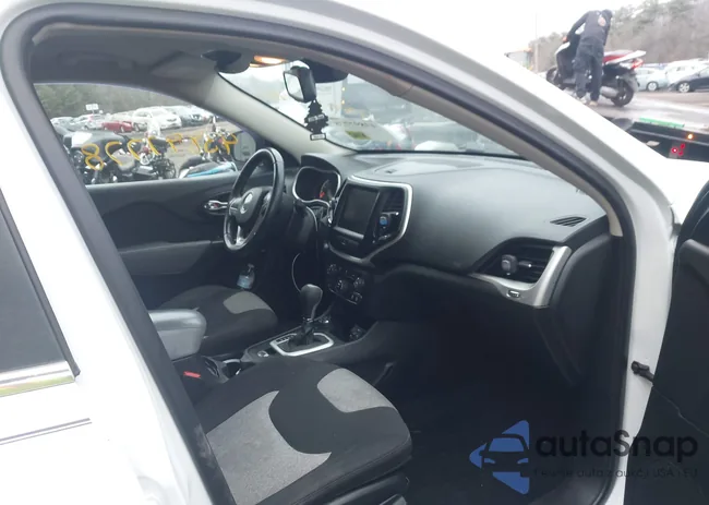 1C4PJMCS1EW120961: 43897778