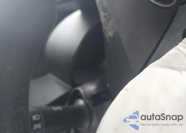 KNDJP3A52F7213821: 43898893