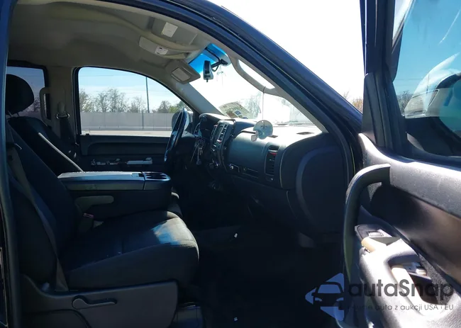 3GCRCSE00AG126245: 43899205