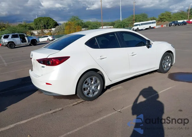 3MZBM1T79GM310776: 43899207