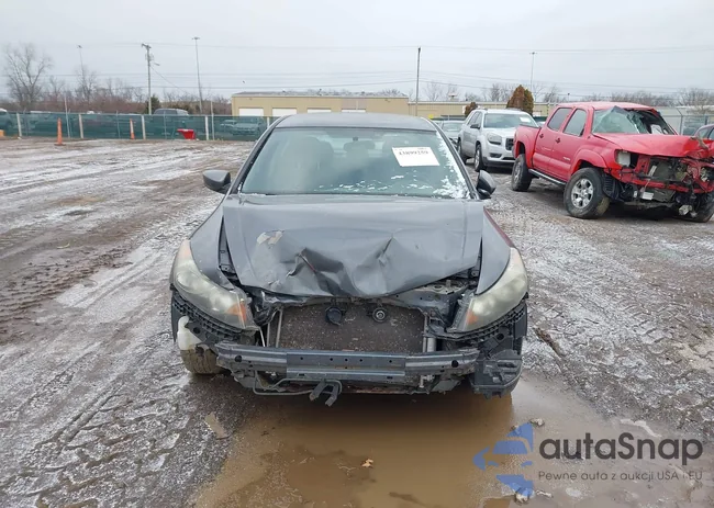 1HGCP2F38BA090731: 43899259