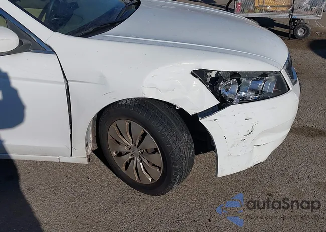 1HGCP2F35AA120153: 43899303