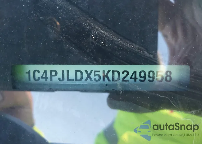 1C4PJLDX5KD249958: 43898474