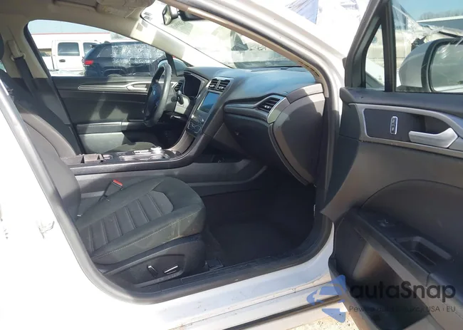 3FA6P0LU2KR257836: 43898631