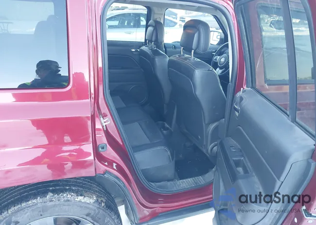 1C4NJRFB1ED617732: 43900051