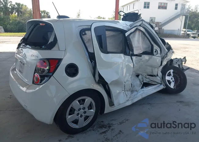 1G1JA6SH9G4112265: 43900174