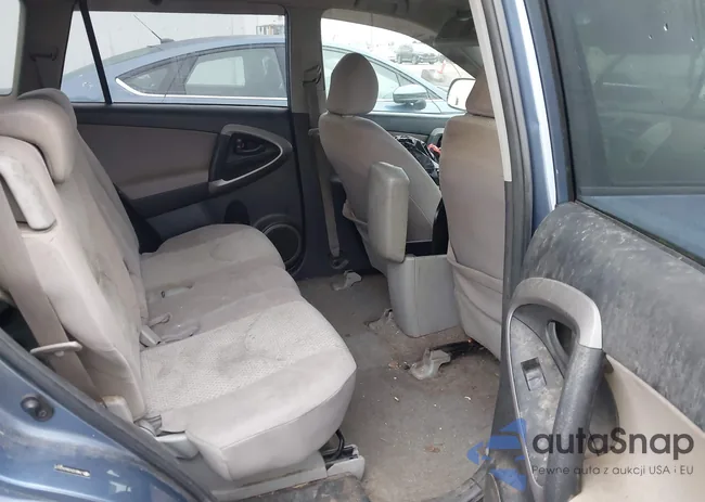 JTMBD33V286062613: 43900225