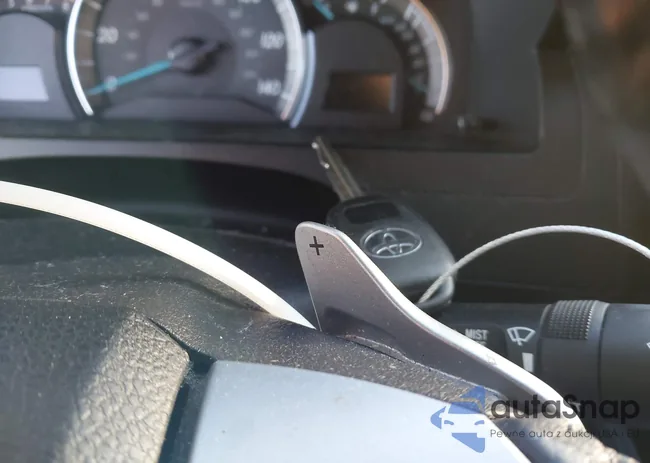 4T1BF1FK2EU317165: 43900282