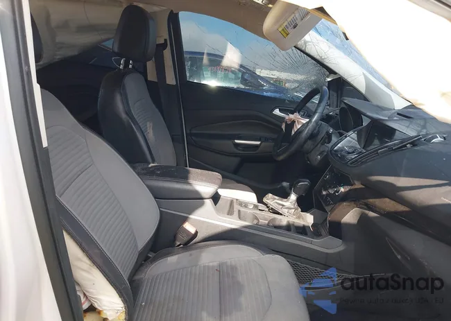 1FMCU0J96HUE86117: 43900324