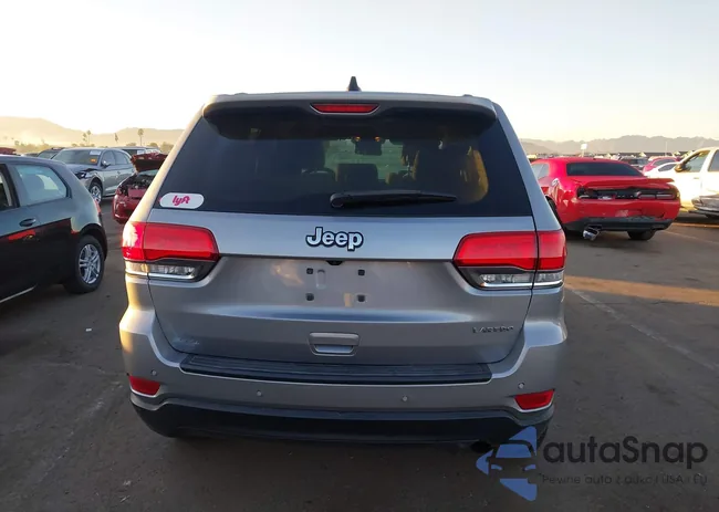 1C4RJEAG4JC311847: 43900382