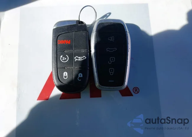 2C3CDXBG4PH700389: 43900383