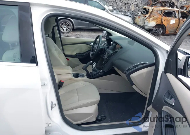 1FADP3R47EL255258: 43900394