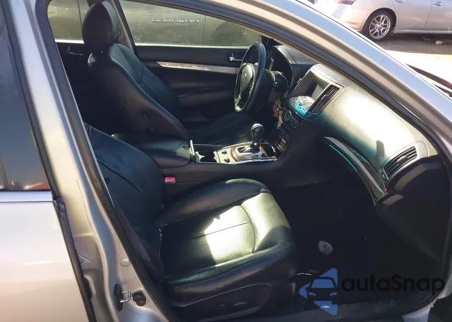 JN1CV6AP3CM931363: 43900424