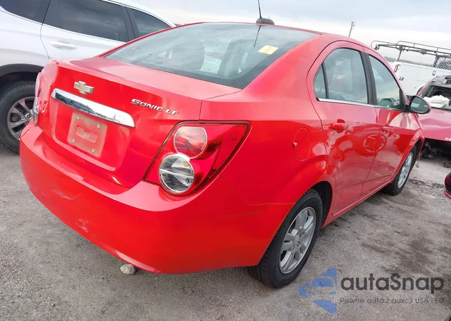 1G1JC5SH1F4141553: 43899560