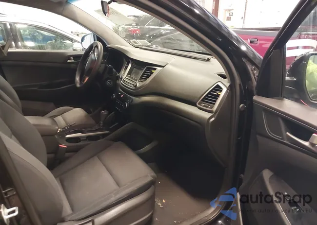 KM8J2CA44JU662588: 43899577