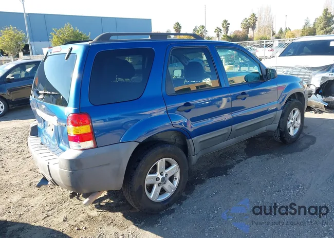 1FMCU49H67KA15890: 43899705