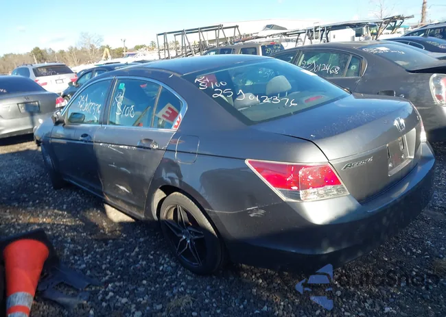 1HGCP2E37AA082006: 43900875