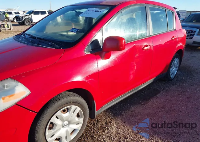 3N1BC1CP0AL423621: 43901004