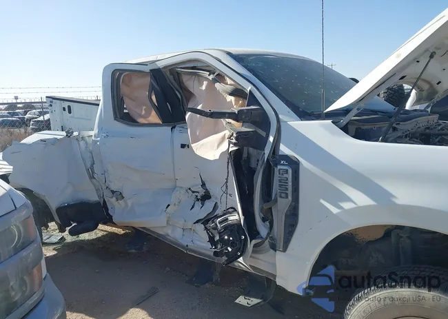 1FT7X2BA0PEC70516: 43901128