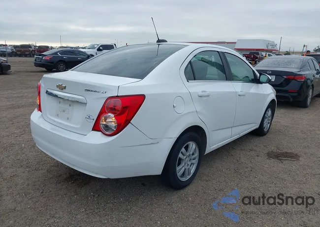 1G1JC5SH4G4175696: 43901214