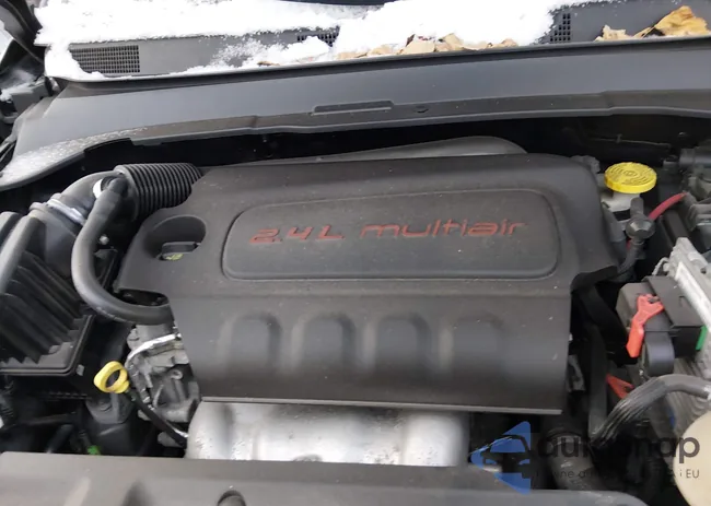 3C4NJDBB5JT192514: 43901318