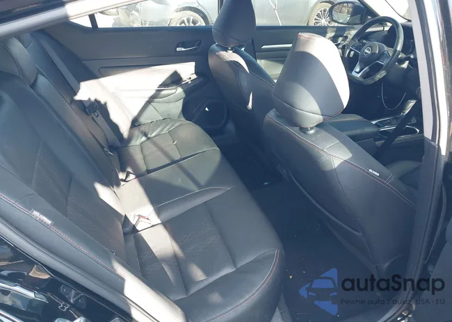 1N4BL4CV6RN405414: 43901329