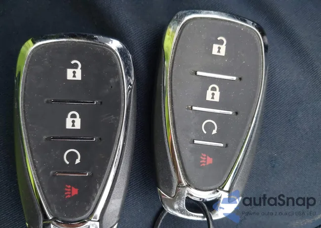 3GNAXSEGXRL100700: 43901352