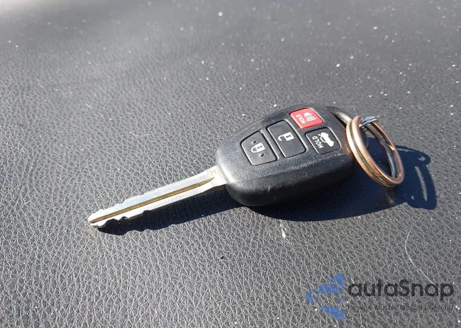 2T1BURHE8GC572855: 43900485