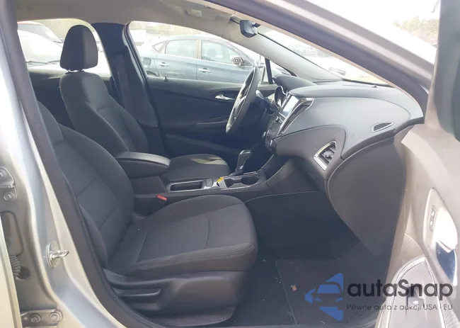 3G1BE6SM0HS593353: 43900516