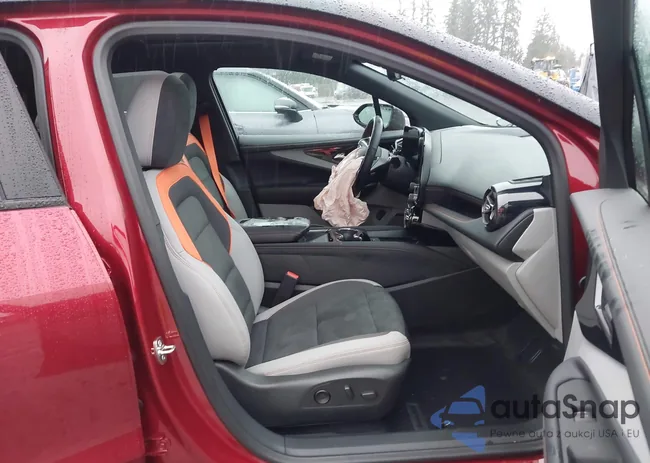 3GNKDERL2SS236014: 43900634