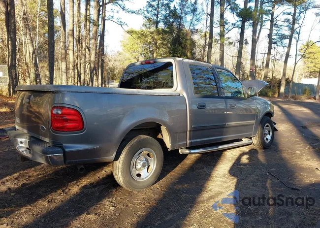 1FTRW076X3KC37233: 43900728