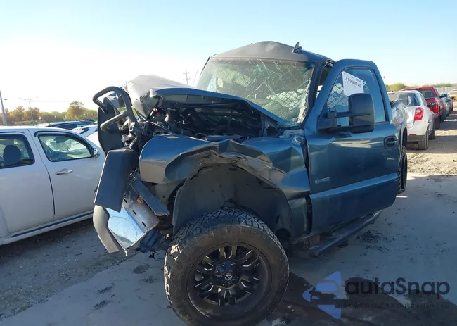 1GCHK33DX7F190832: 43900740