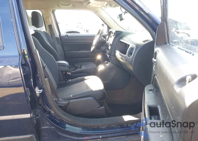 1C4NJRFB0GD616655: 43900819