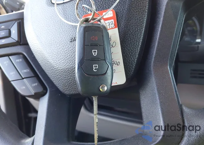 1FT7X2B63HEB83626: 43901858