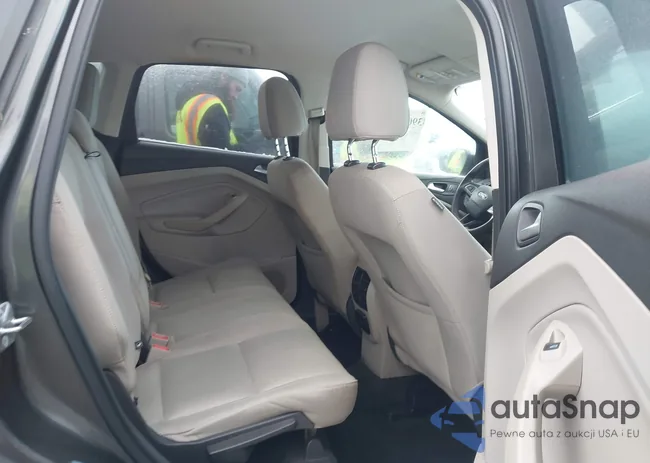 1FMCU0GD3HUA96720: 43902006